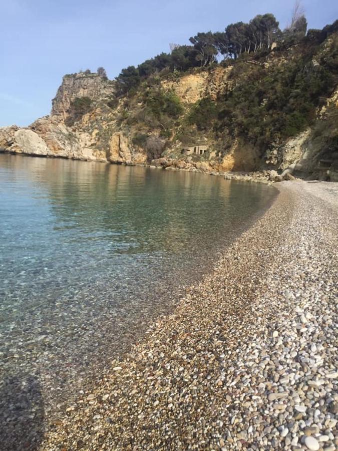卡斯泰拉马莱 Cala Rossa酒店 外观 照片
